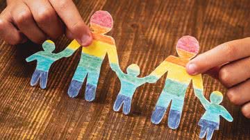 A reprodução assistida desempenha um papel fundamental na viabilização de diferentes modelos familiares. - Foto: Canva Pro