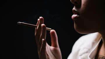 Especialistas advertem sobre os perigos das alternativas ao tabagismo, como cigarros de palha e dispositivos eletrônicos.