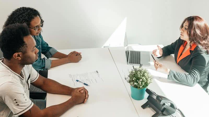 O caso questiona quando deve prevalecer o direito da família biológica e quando a família adotiva deve ser protegida - pexels