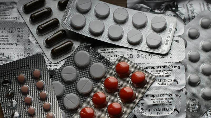A bula impressa é um direito básico à informação - pexels