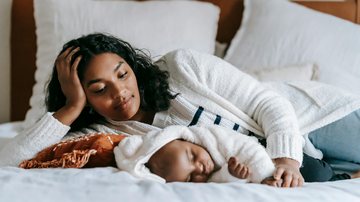 Muitas vezes a qualidade do sono do aulto tem relação com o sono da criança