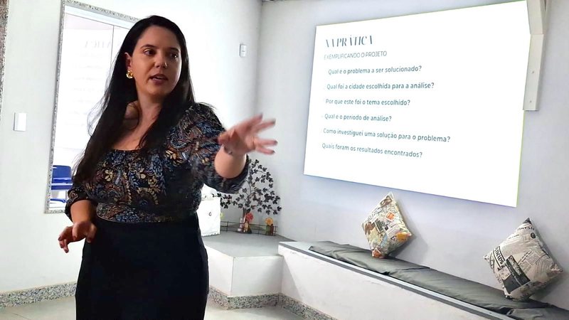 A mestra em economia Paula Esquerdo - divulgação