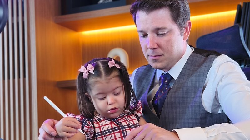Márcio e a filhinha Maitê, de 3 anos - Foto: arquivo pessoal