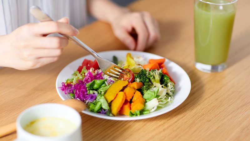 Prefeitura de São Paulo ampliou o atendimento de alimentação escolar especial destinado a estudantes com restrições alimentares. - Foto: Canva Pro