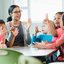 Empatia e cooperação são fundamentais para o aprendizado e desenvolvimento emocional dos alunos - Canva