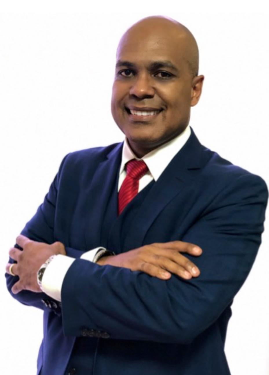 Douglas Ribas Jr.