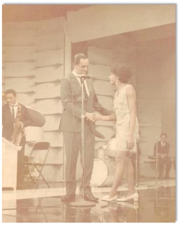 Leci Brandão na Semi-final - Programa Flávio Cavalcanti (1968) - arquivo pessoal